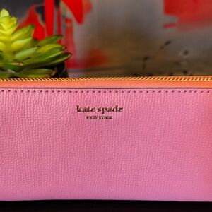 Kate Spade Long Continental Zip Around Wallet in Blustery Pink in NWOT Conditi